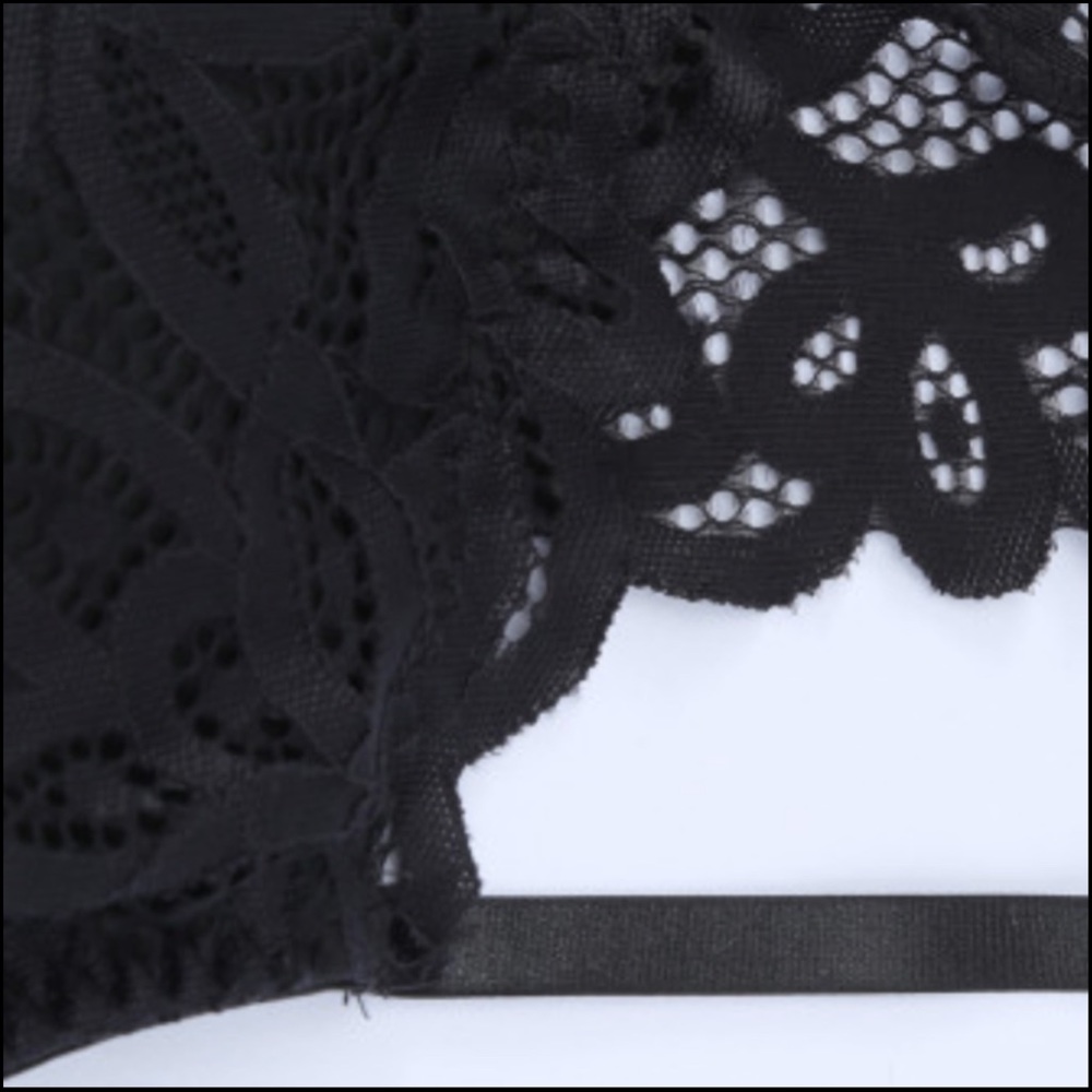 BLACK LACE FLORAL CROCHET SPAGHETTI-STRAP BRALETTE Sz MEDIUM - Picture 8 of 13